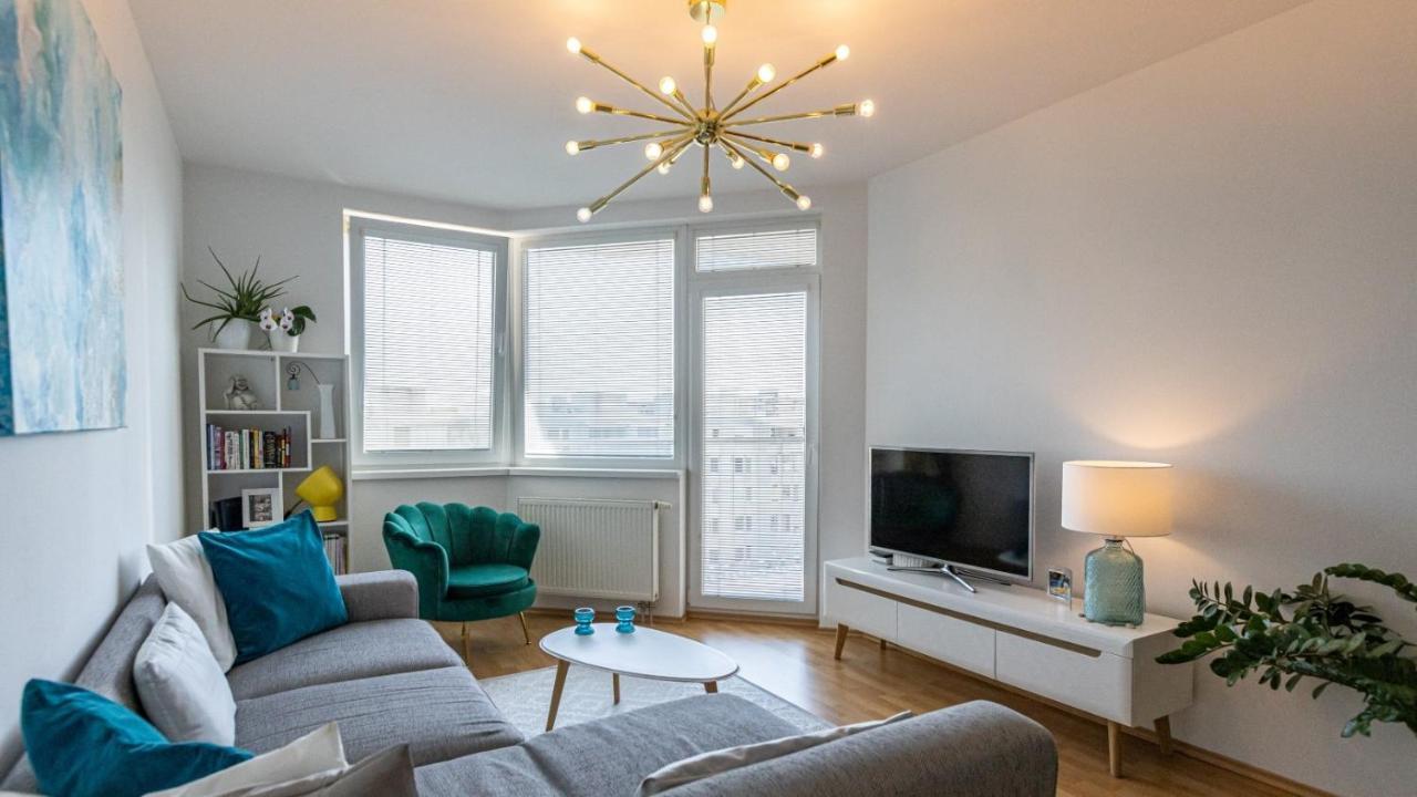 2 Room Apartment With Terrace, New Building, Jegeho Братислава Экстерьер фото