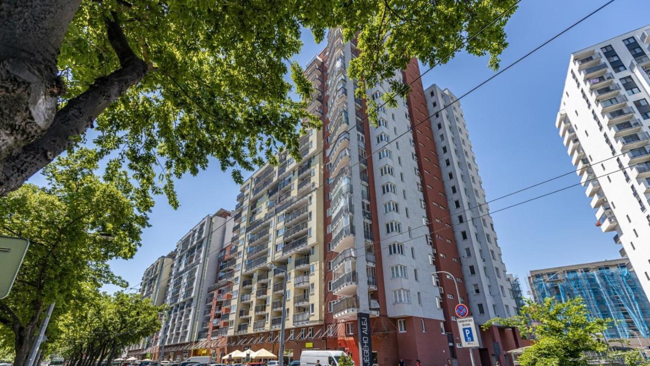 2 Room Apartment With Terrace, New Building, Jegeho Братислава Экстерьер фото
