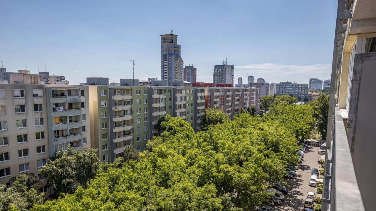 2 Room Apartment With Terrace, New Building, Jegeho Братислава Экстерьер фото